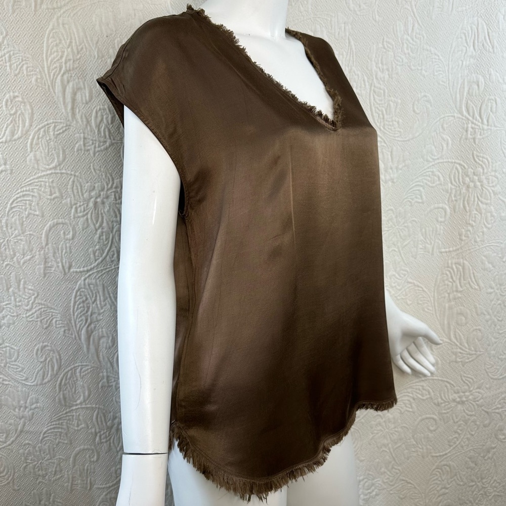 Raquel Allegra Fringed Sleeveless Top - Picture 10 of 16